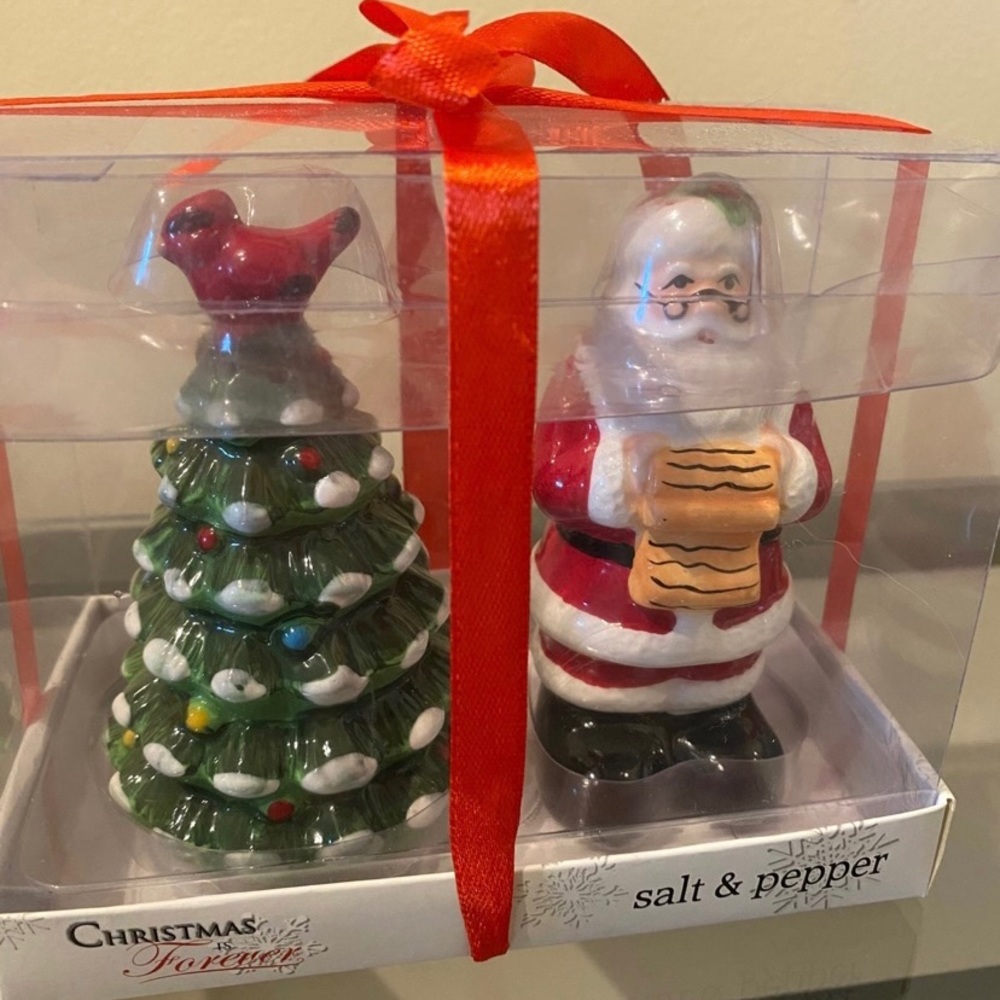 NWT Christmas Salt And Pepper Shakers - Picture 4 of 4